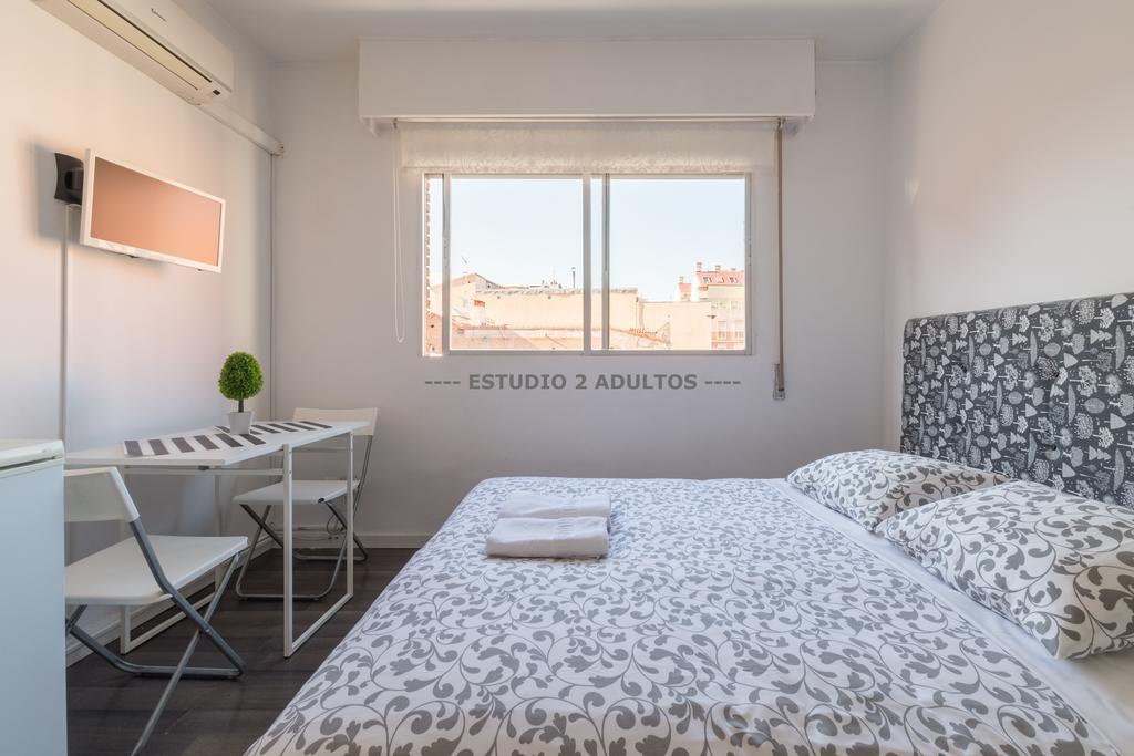 Apartamentos Arapiles Мадрид Экстерьер фото