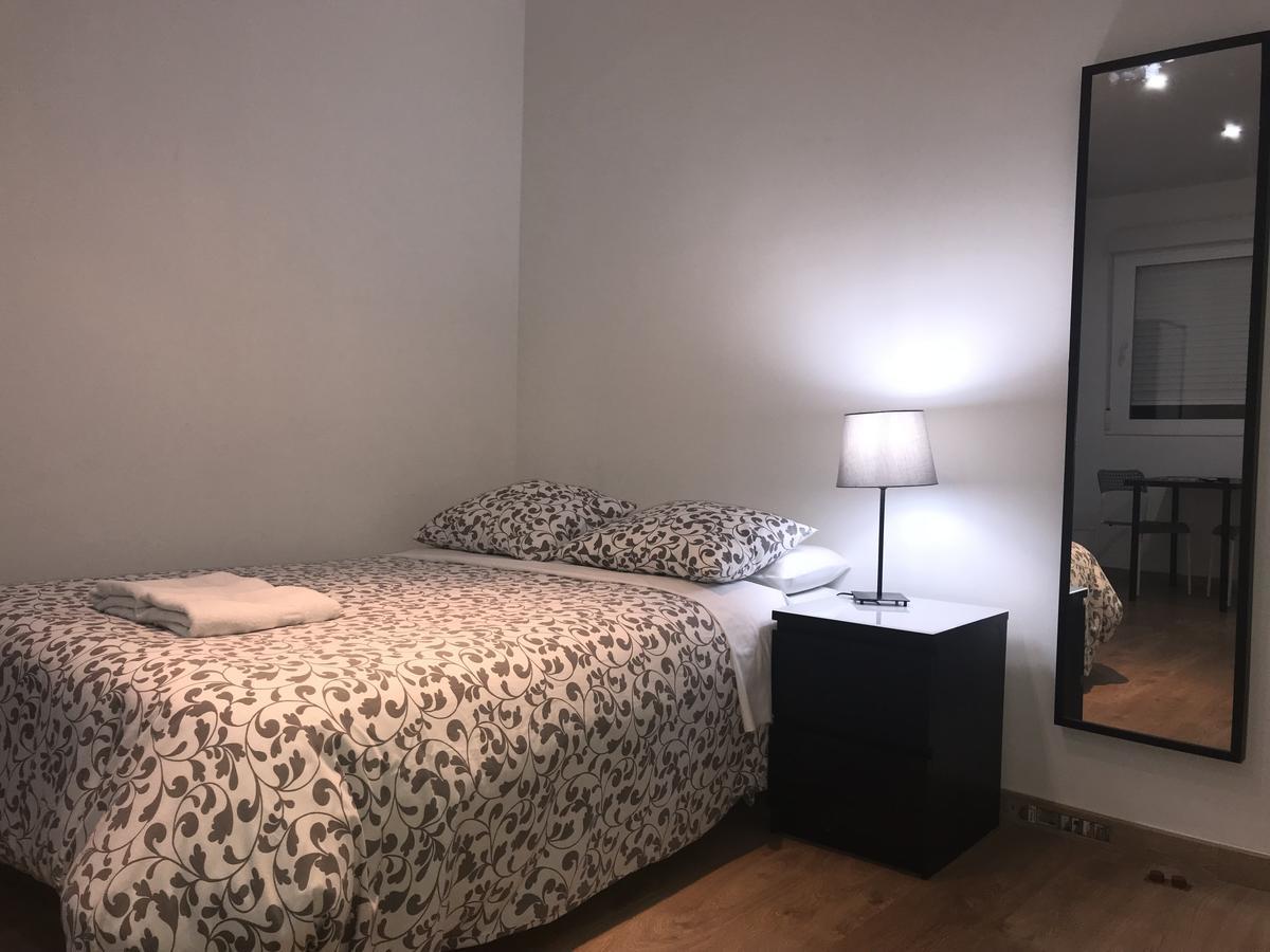 Apartamentos Arapiles Мадрид Экстерьер фото
