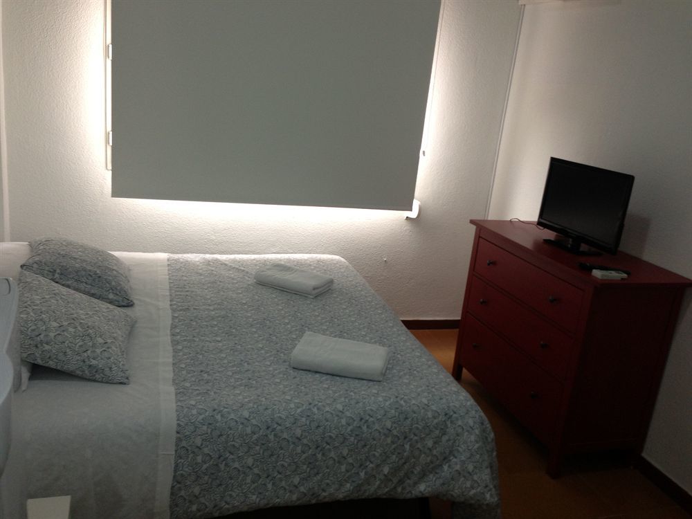 Apartamentos Arapiles Мадрид Экстерьер фото